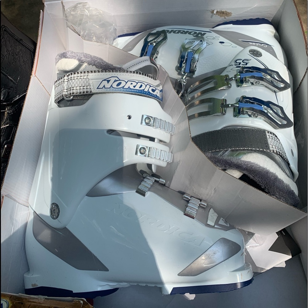 Nordica ski 🎿 boots